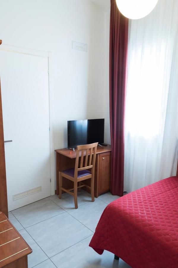 Buon Centro - Affittacamere - Self Check-in Hotel 3*